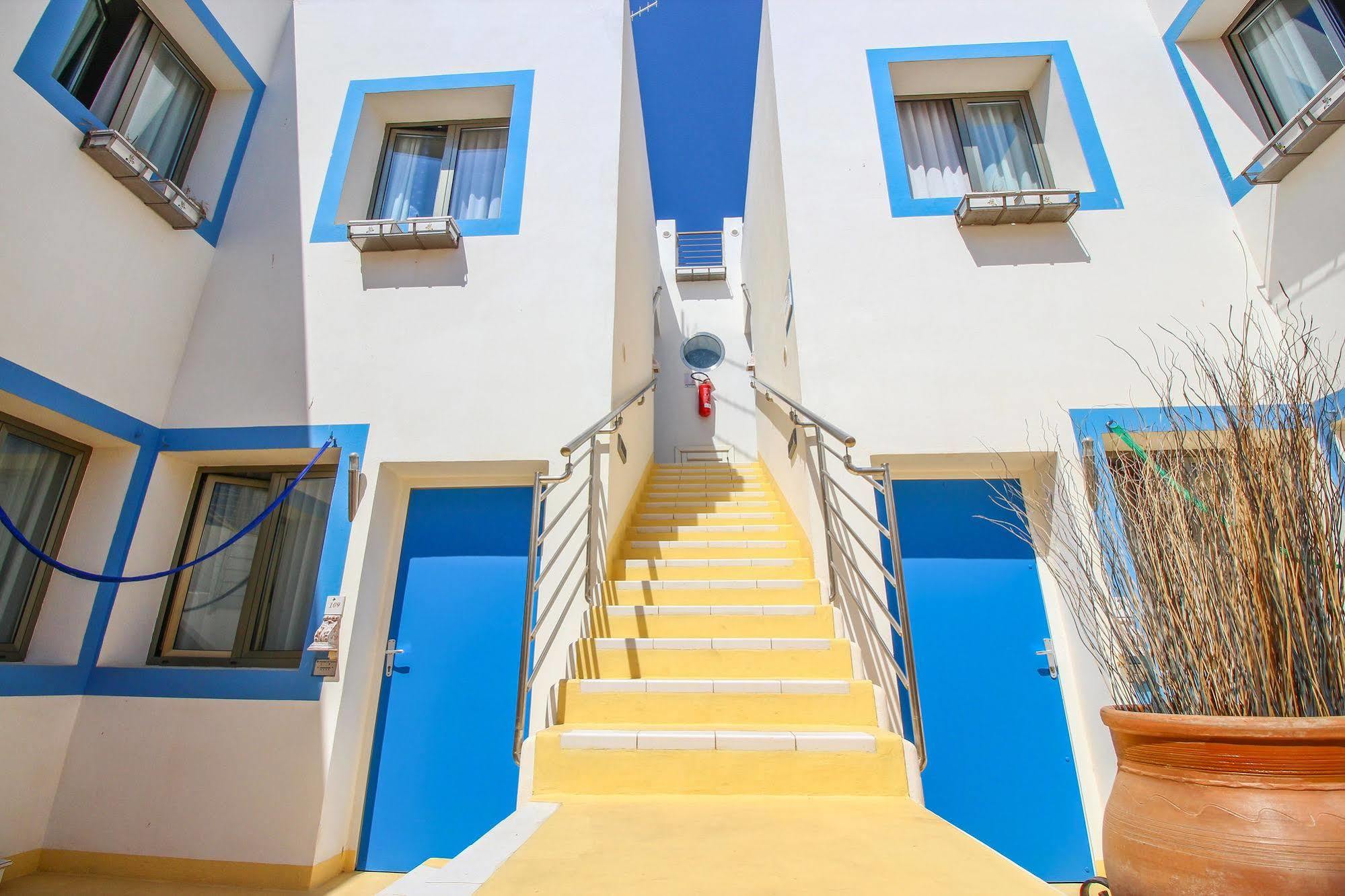 Hotel Paladini Di Francia Lampedusa Exterior photo